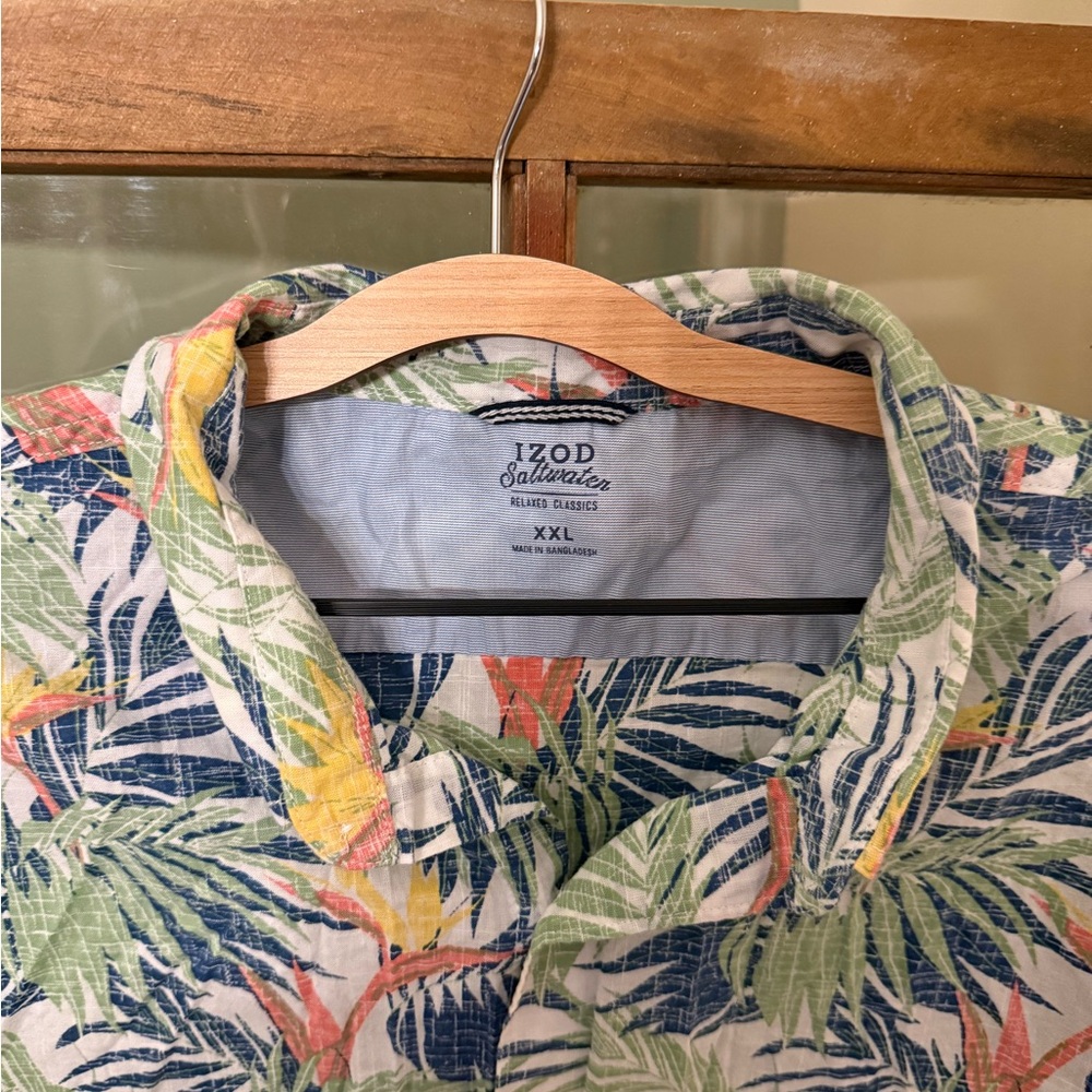 Izod Saltwater Men’s Blue and Green Tropical Casual Button Down Shirt - Size XXL - Picture 2 of 3